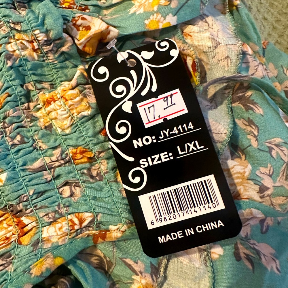 Matching linen set - Picture 5 of 5